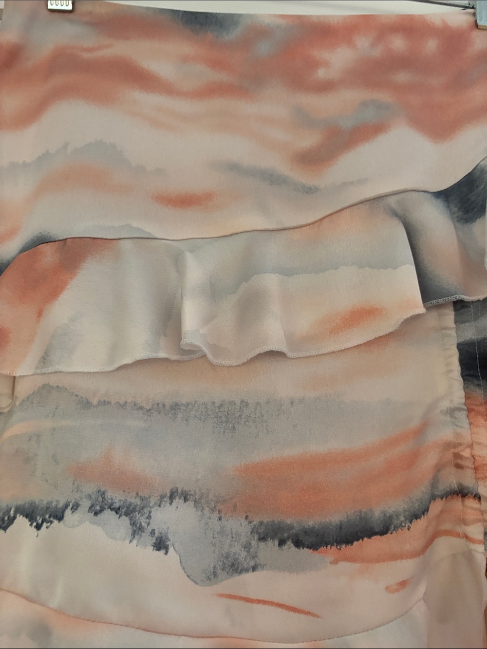 Ruffled Watercolor Mini Skirt in Peach Multi Sz M - Picture 3 of 5